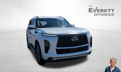 2026 Infiniti QX80 Luxe