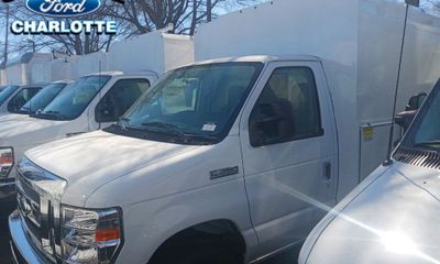 2024 Ford E-350