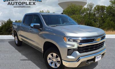 2026 Chevrolet Silverado LT