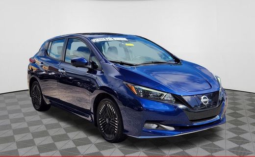 2023 Nissan Leaf SV
