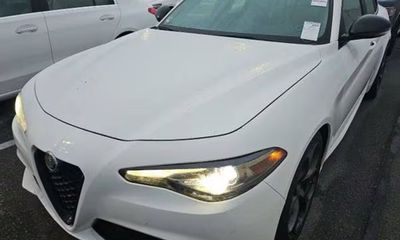 2019 Alfa Romeo Giulia 952 Base