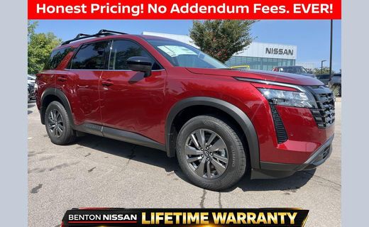 2026 Nissan Pathfinder SV