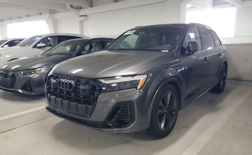 2026 Audi Q7 Quattro Premium Plus