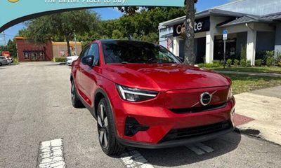 2023 Volvo C40 Plus Dark