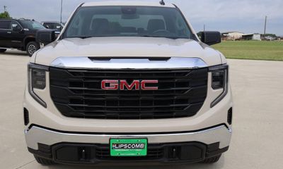 2026 GMC Sierra Pro