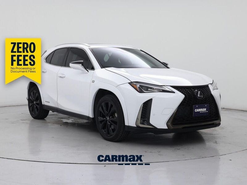 2022 Lexus UX — a typically priced live listing