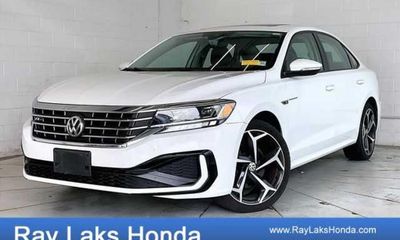 2020 Volkswagen Passat R Line
