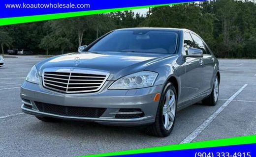 2011 Mercedes-Benz S-Class S550
