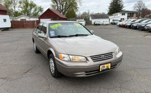 1999 Toyota Camry LE