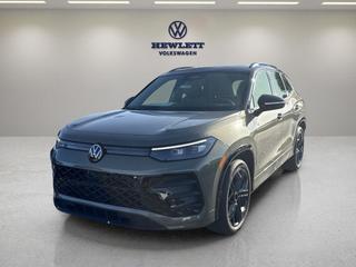 2026 Volkswagen Tiguan SE Black