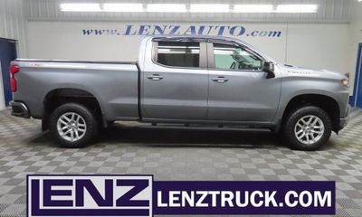 2021 Chevrolet Silverado RST