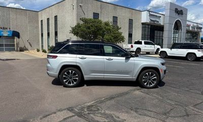 2024 Jeep Grand Cherokee Overland