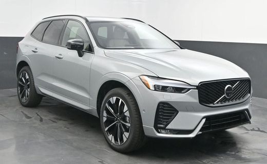 2026 Volvo XC60 Plus Dark