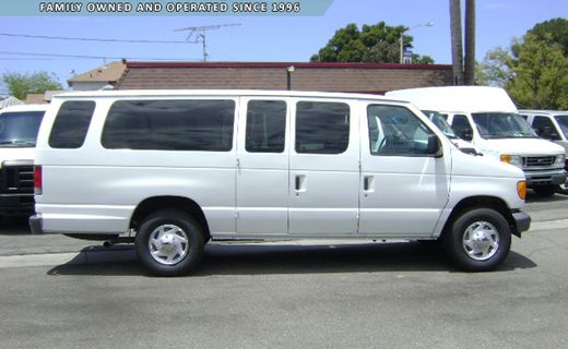2006 Ford E-350 Econoline