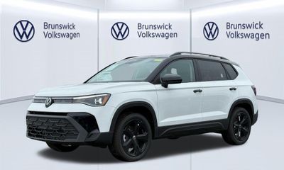 2026 Volkswagen Taos 4Motion SE Black