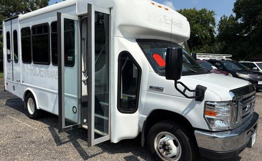 2018 Ford E-450