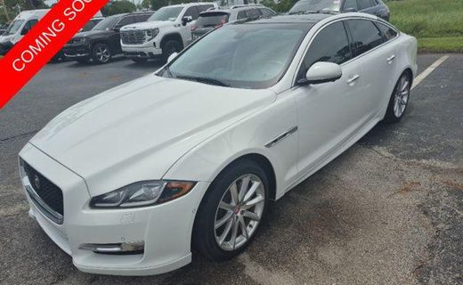 2016 Jaguar XJ