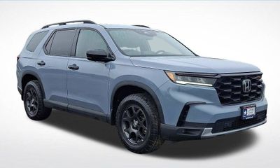 2025 Honda Pilot Trailsport
