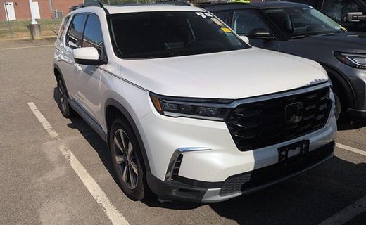 2024 Honda Pilot Touring