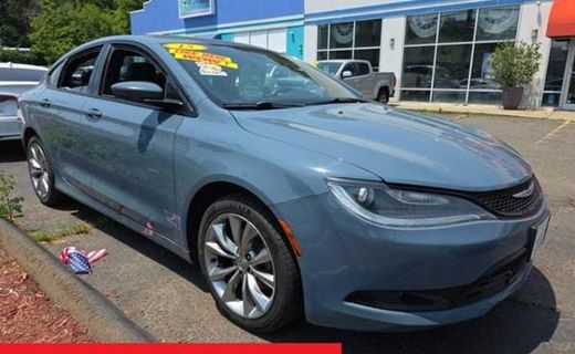 2015 Chrysler 200 200S