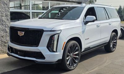 2025 Cadillac Escalade V Series
