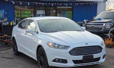 2014 Ford Fusion SE