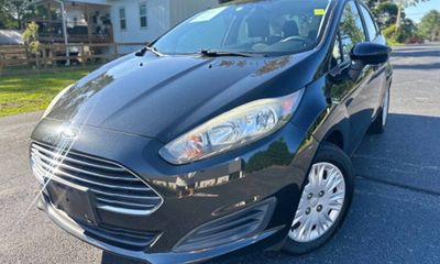 2015 Ford Fiesta S