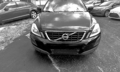 2012 Volvo XC60 32