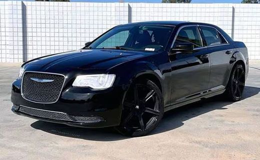 2017 Chrysler 300 Limited