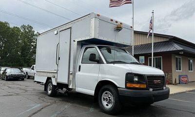 2013 GMC Savana 3500 139 Cutaway