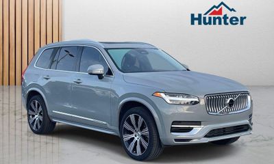 2024 Volvo XC90 Plus Bright