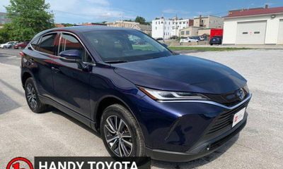 2023 Toyota Venza XLE