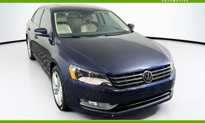 2015 Volkswagen Passat SEL