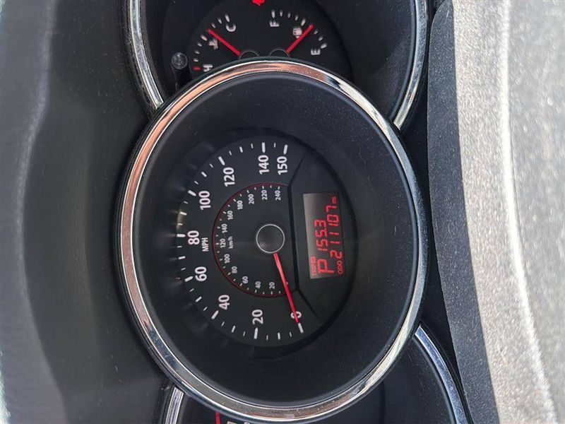 2011 Kia Sorento — a typically priced live listing