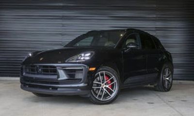 2025 Porsche Macan