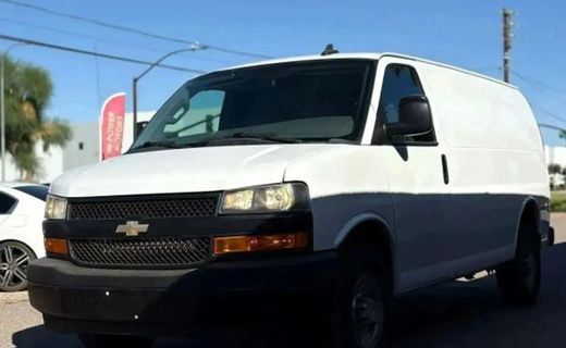 2020 Chevrolet Express 2500