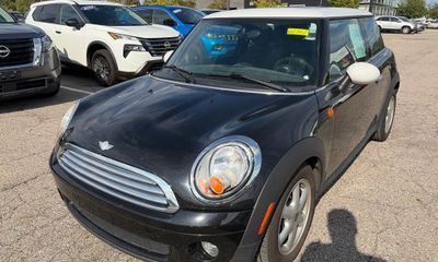 2009 Mini Cooper Base