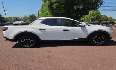 2024 Hyundai Santa Cruz SEL Base