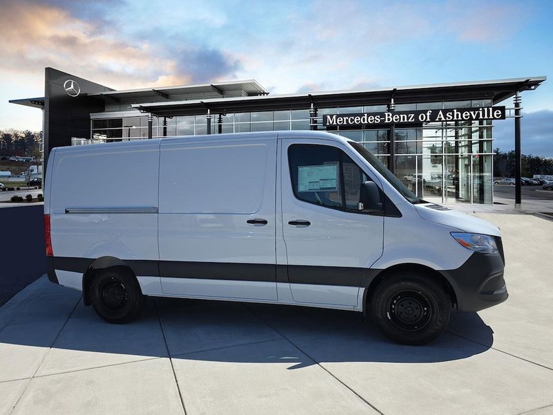 2025 Mercedes-Benz Sprinter — a typically priced live listing