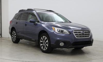2017 Subaru Outback Limited M R