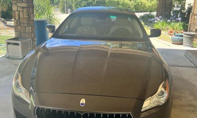 2016 Maserati Quattroporte Essence