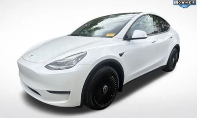 2021 Tesla Model Y Long Range