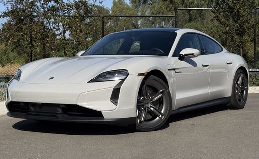 2025 Porsche Taycan Turbo S