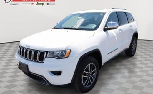 2023 Volvo XC40 Plus Dark