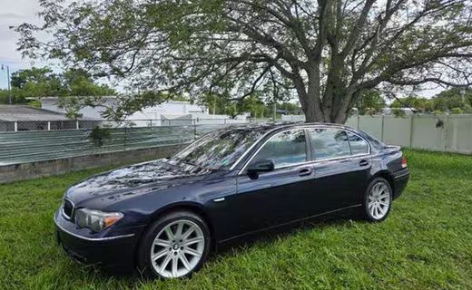 2005 BMW 745LI