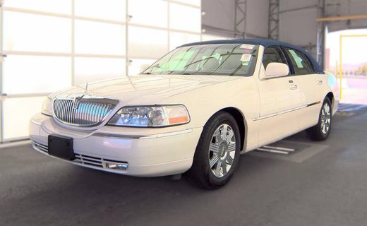 2003 Lincoln Town CAR Cartier