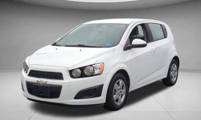 2016 Chevrolet Sonic LS