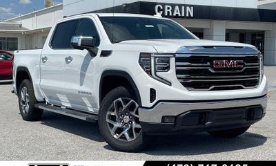 2026 GMC Sierra SLT