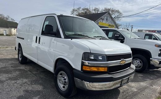 2026 Chevrolet Express 2500