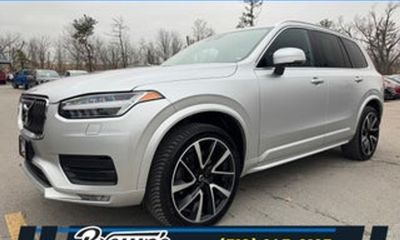 2021 Volvo XC90 Momentum